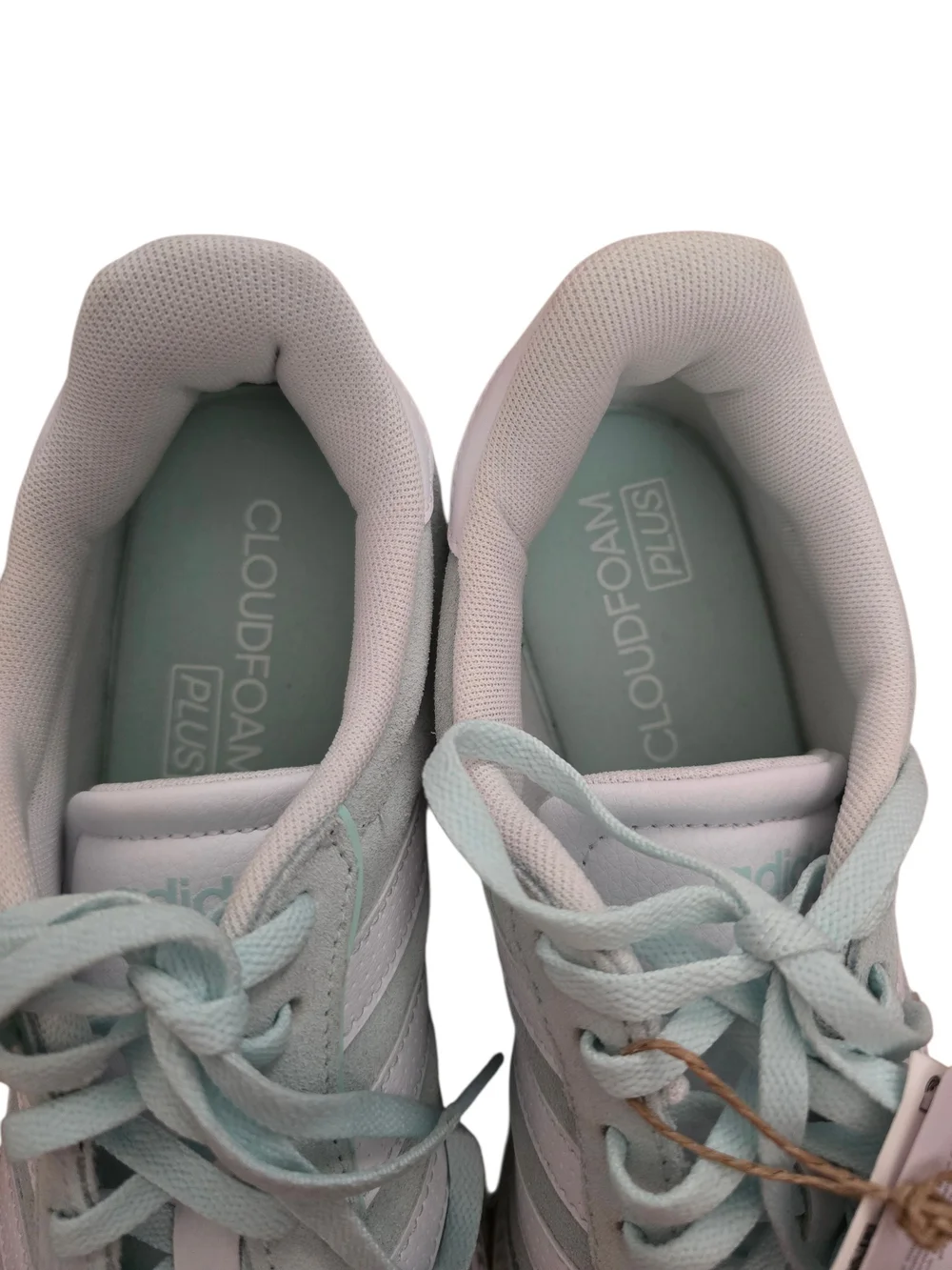 adidas Low-Top Sneakers in Mint and White